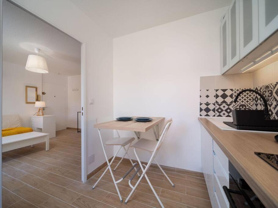 Appartement Neuf Equipe Avec Garage Privatif Marseille